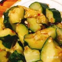 小时候吃脆瓜的视频叫什么,脆瓜视频唤起甜蜜时光