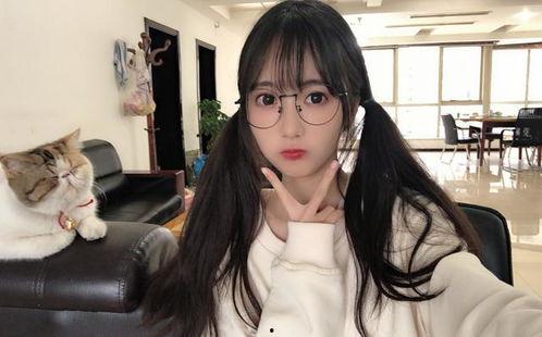 抖音冉冉学姐吃瓜视频,揭秘娱乐圈幕后真相