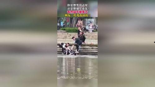 早晨吃瓜群众视频,揭秘热门视频背后的故事