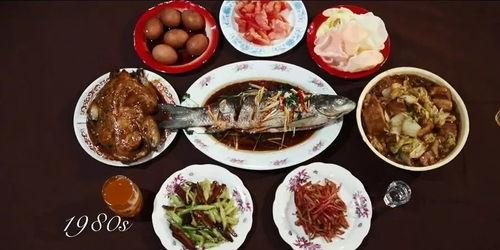 二蛋妈八大碗吃瓜视频,揭秘农村美食背后的故事