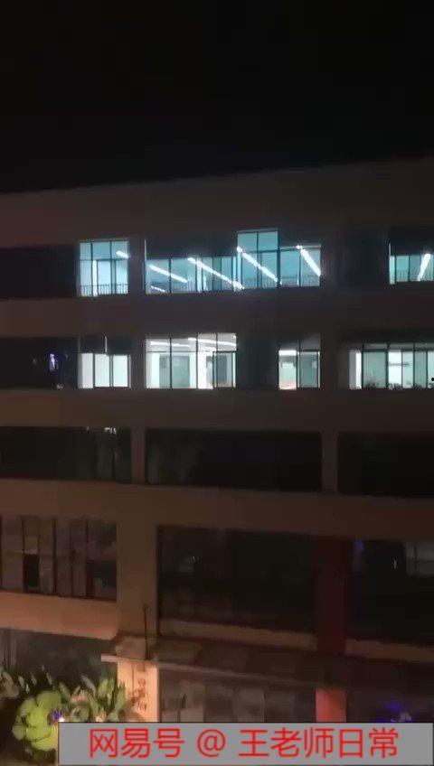 四川传媒学校吃瓜视频,揭秘校园生活幕后趣事