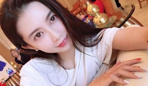 球娃和巧玲吃瓜视频,趣味视频引网友热议