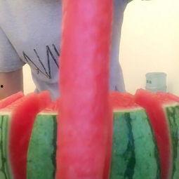 翠果吃瓜的视频,揭秘网红美食背后的故事