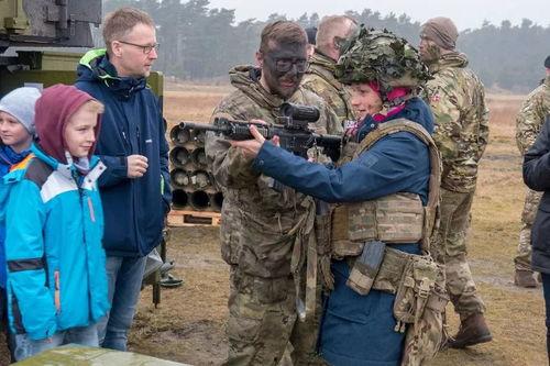 吃瓜的视频全过程,全程揭秘幕后真相