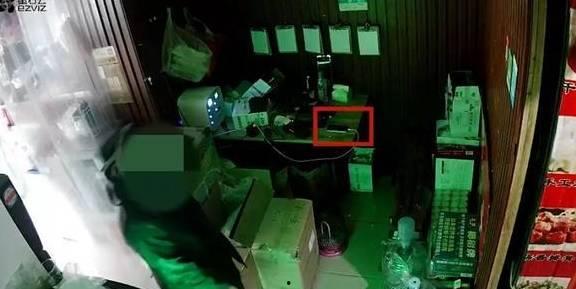 警察吃瓜被抓视频大全,视频大全揭秘警界趣闻