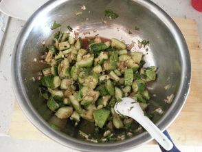 旱瓜能凉拌吃吗视频,夏日清爽家常菜分享