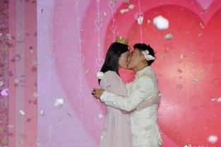 求婚吃瓜图片明星视频素材