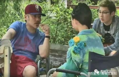 二女吃瓜的视频,揭秘娱乐圈幕后风云