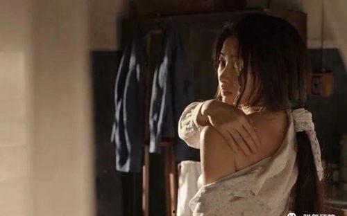 美女吃的瓜甜不甜呀视频,瓜甜不甜？美女试吃大揭秘！