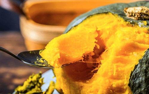 焦瓜用不用削皮吃呢视频,削皮与否，营养与口感大揭秘