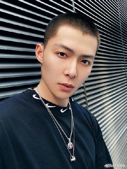 张铭恩吃瓜视频完整版,揭秘娱乐圈幕后真相