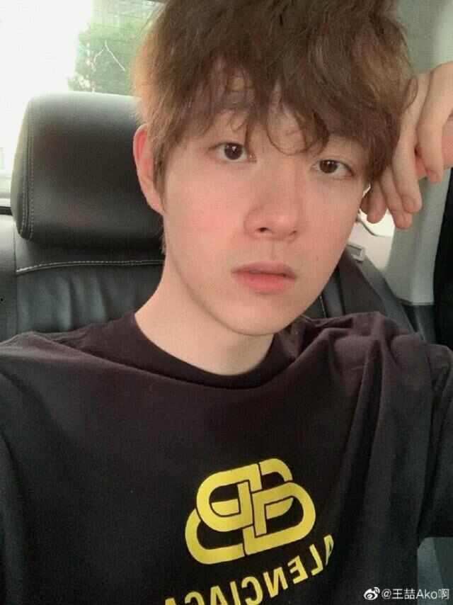 王喆的吃瓜经历视频,娱乐圈吃瓜经历大揭秘